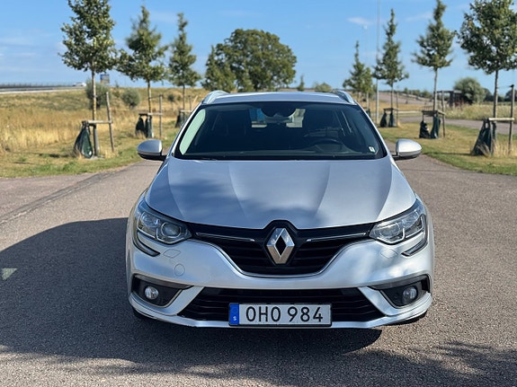 Renault Megane 2 of 5