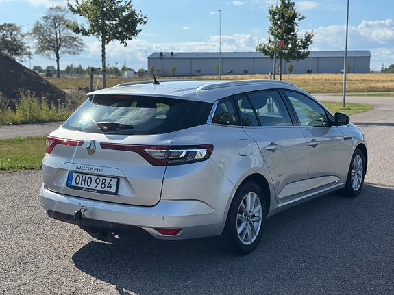 Renault Megane 4 of 5