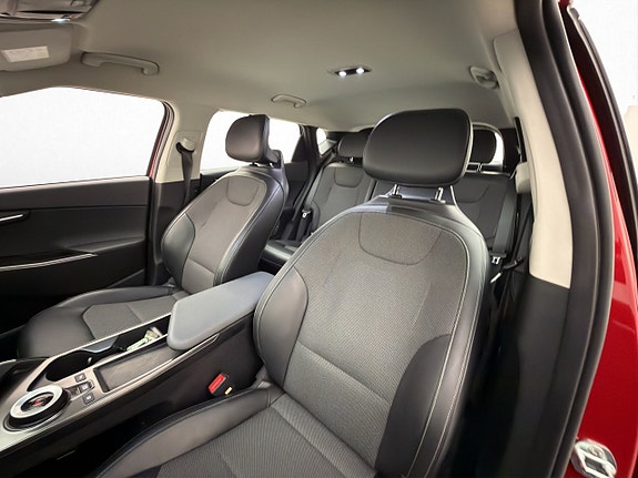 Kia EV6 14 of 30