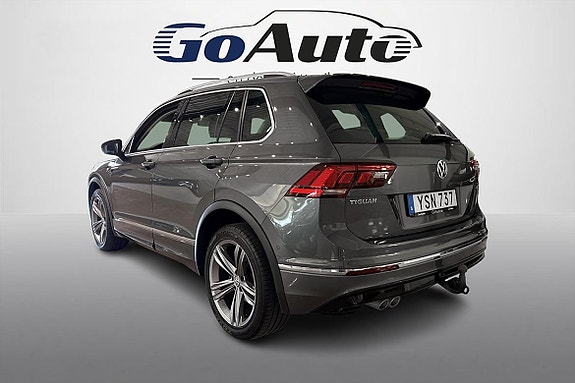Volkswagen Tiguan 4 of 5