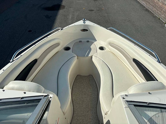 Beg. Stingray 185 & Volvo Penta 3,0L 135 hk -2009 6 of 9