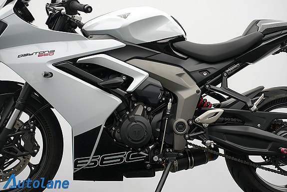 Triumph Daytona 660 *Black Widow Helsystem, Quickshifter 14 of 27