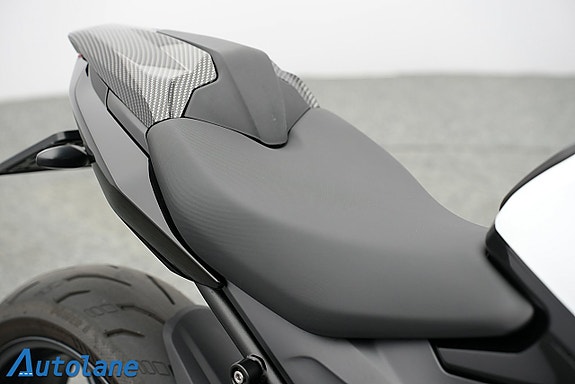 Triumph Daytona 660 *Black Widow Helsystem, Quickshifter 18 of 27