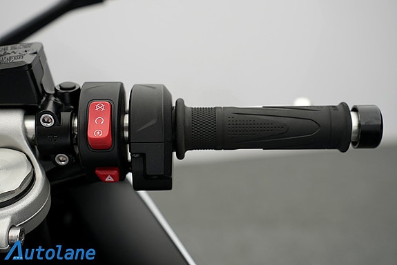 Triumph Daytona 660 *Black Widow Helsystem, Quickshifter 23 of 27