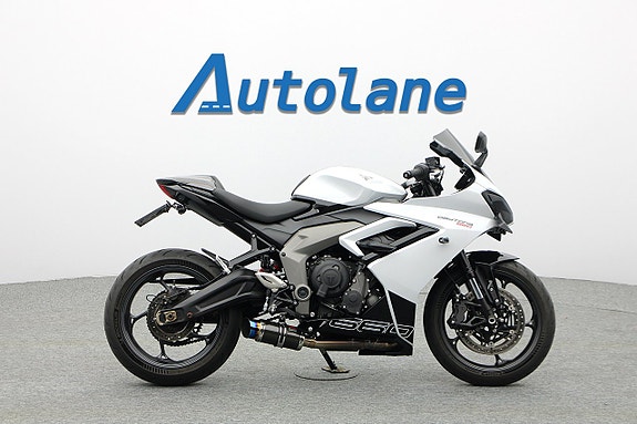 Triumph Daytona 660 *Black Widow Helsystem, Quickshifter 6 of 27
