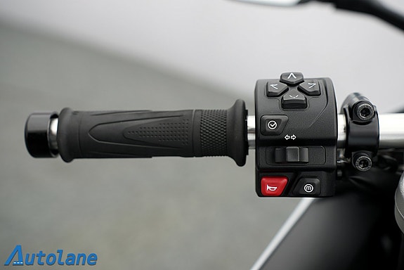 Triumph Daytona 660 *Black Widow Helsystem, Quickshifter 21 of 27