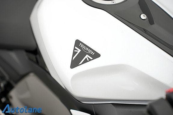 Triumph Daytona 660 *Black Widow Helsystem, Quickshifter 20 of 27
