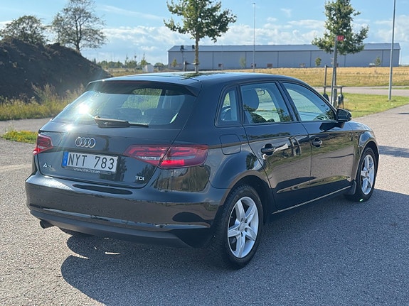 Audi A3 4 of 5