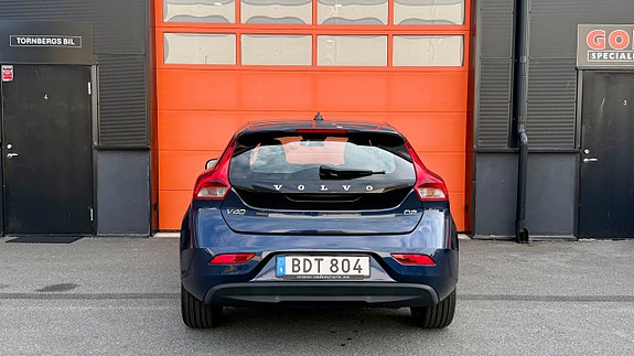 Volvo V40 6 of 19