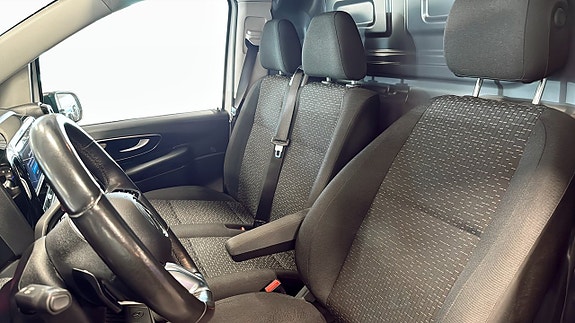 Mercedes-Benz Vito 119 14 of 26