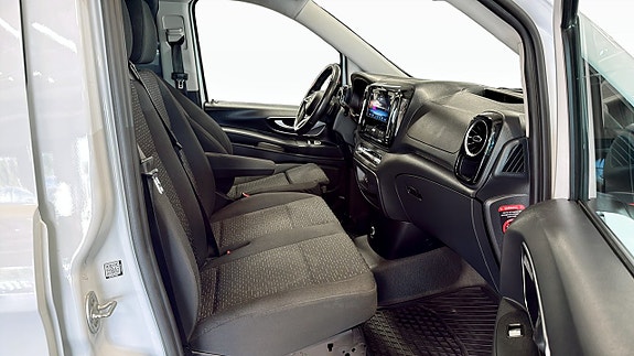 Mercedes-Benz Vito 119 3 of 5