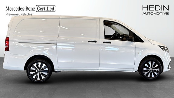 Mercedes-Benz Vito 119 24 of 26