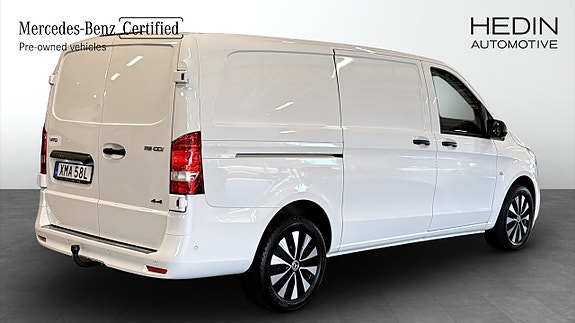 Mercedes-Benz Vito 119 2 of 5