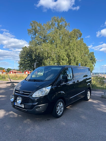 Ford Transit Custom 3 of 5