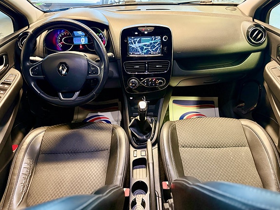 Renault Clio 7 of 14