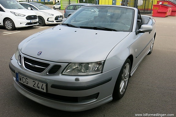Saab 9-3 2 of 5