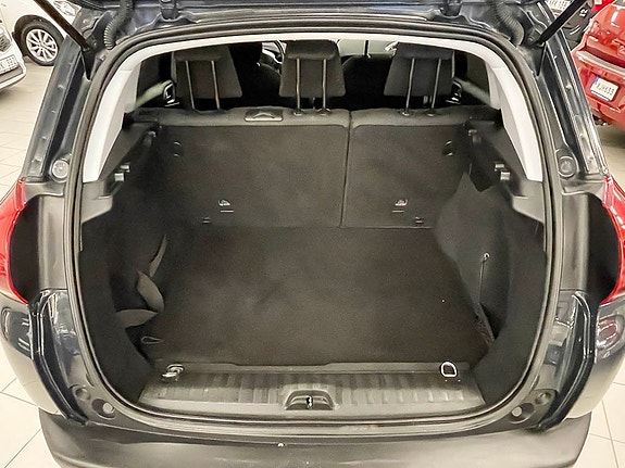 Peugeot 2008 7 of 7