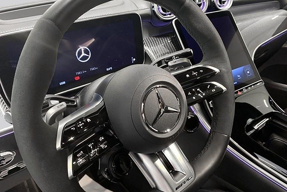 Mercedes-Benz GLC300 e 16 of 16