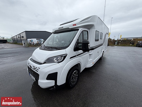 Knaus R15 7 of 19