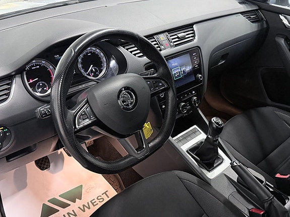 Skoda Octavia 6 of 19