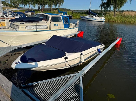 Maxum 1800 2006 Bowrider 2 of 5