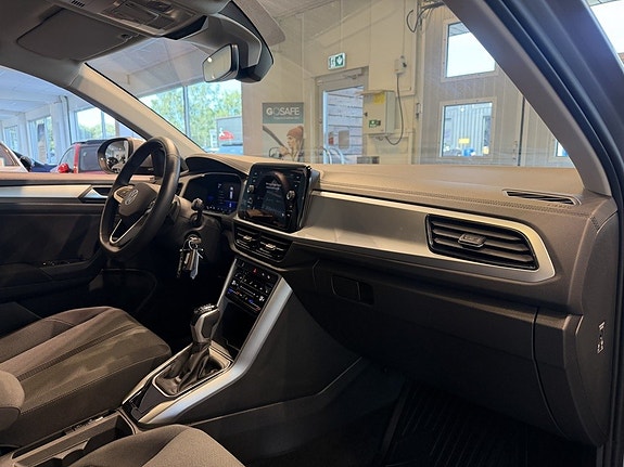 Volkswagen T-Roc 9 of 22
