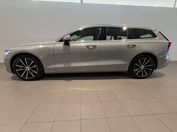 Volvo V60 3 of 5