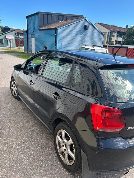 Volkswagen Polo 3 of 5