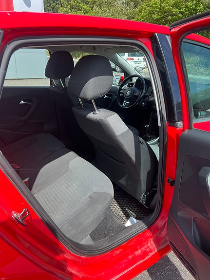 Volkswagen Polo 12 of 14