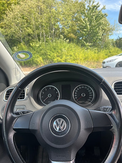 Volkswagen Polo 11 of 14