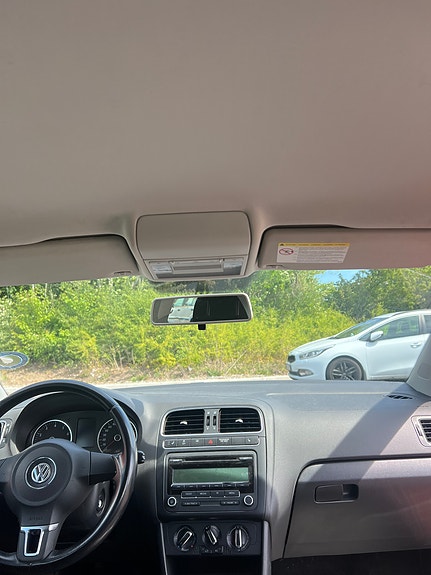 Volkswagen Polo 10 of 14