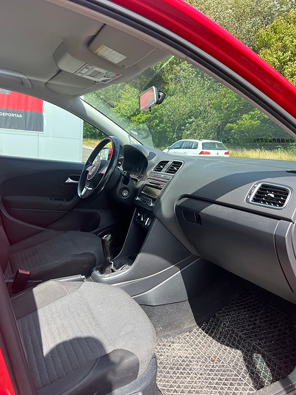 Volkswagen Polo 13 of 14