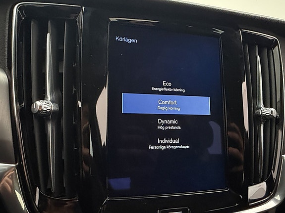 Volvo V90 21 of 30
