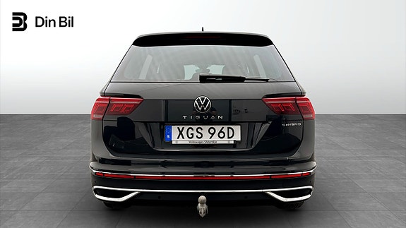 Volkswagen Tiguan 5 of 5