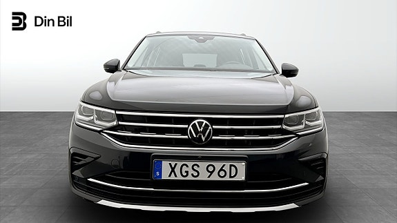 Volkswagen Tiguan 4 of 5
