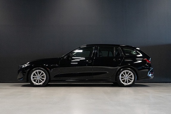 BMW 330e 2 of 5