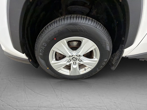 Toyota RAV4 30 of 30