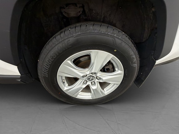 Toyota RAV4 27 of 30
