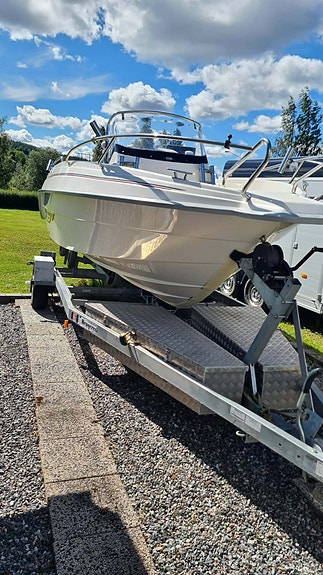 HR 602 CC 2017- Evinrude E-TEC 115 2018 - 143 timmar 3 of 10