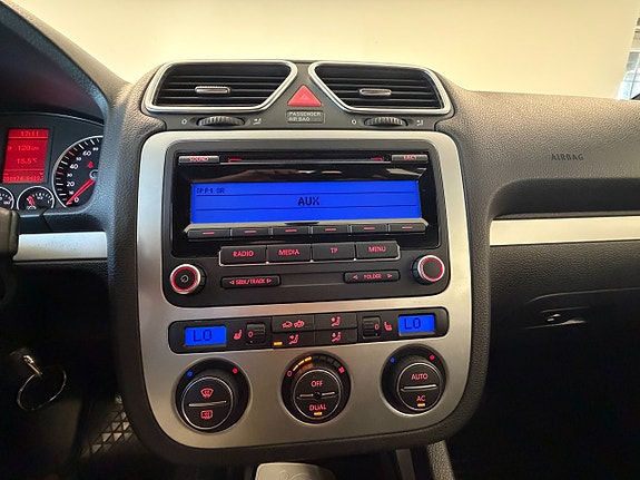 Volkswagen Scirocco 6 of 11