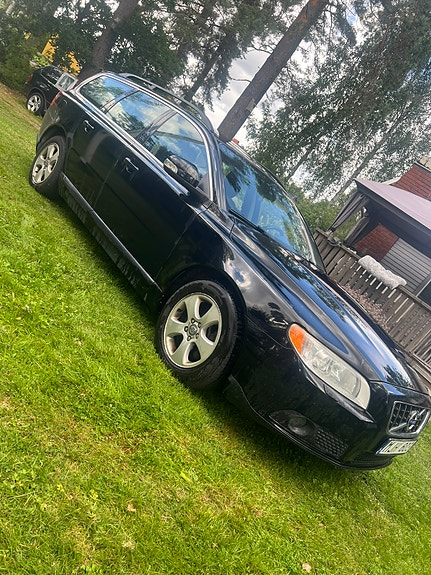 Volvo V70 16 of 16