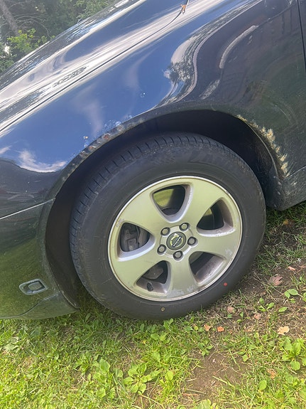 Volvo V70 4 of 5