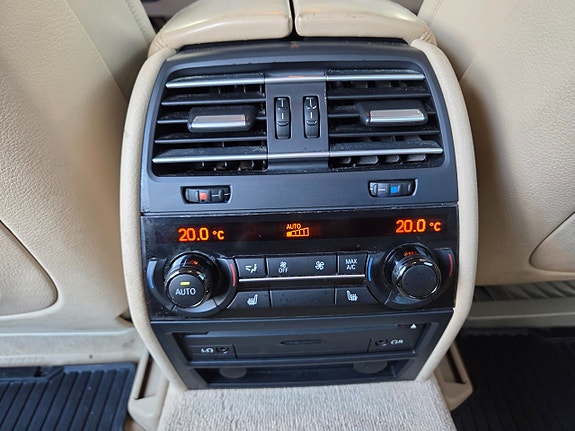 BMW 750Li 19 of 30