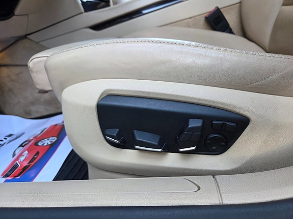 BMW 750Li 27 of 30