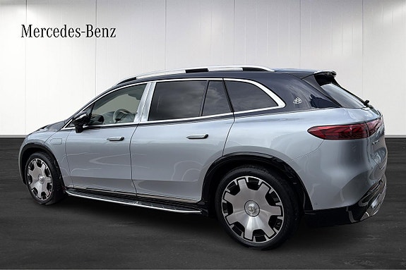 Mercedes-Benz EQS SUV 3 of 16