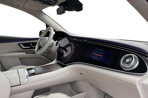 Mercedes-Benz EQS SUV 8 of 16