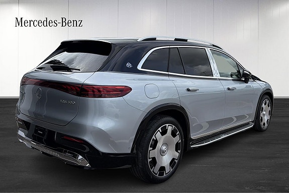 Mercedes-Benz EQS SUV 4 of 16