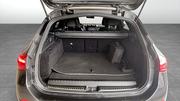 Mercedes-Benz C300 13 of 14