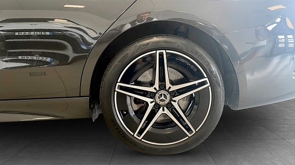 Mercedes-Benz C300 6 of 14