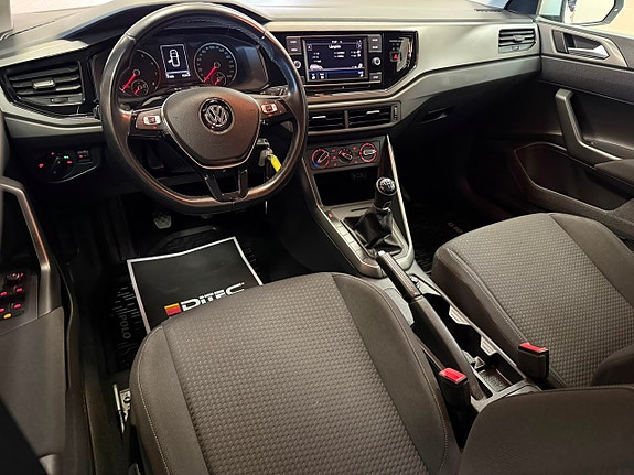 Volkswagen Polo 14 of 23